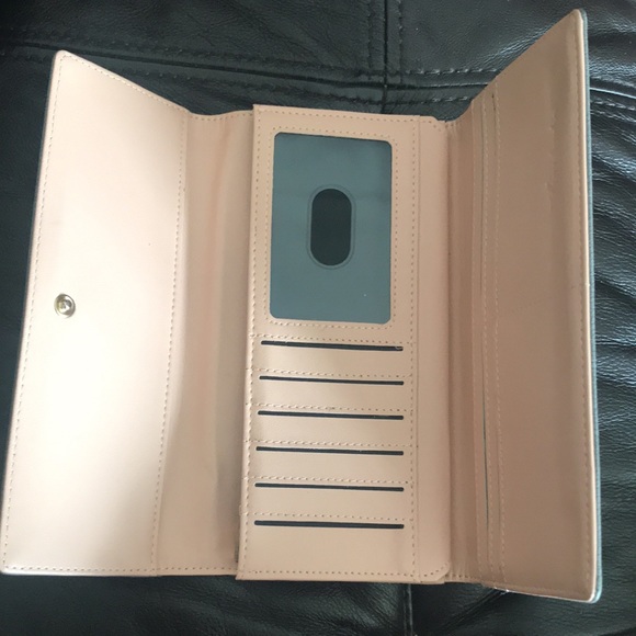 Grey Wallet - Picture 2 of 8